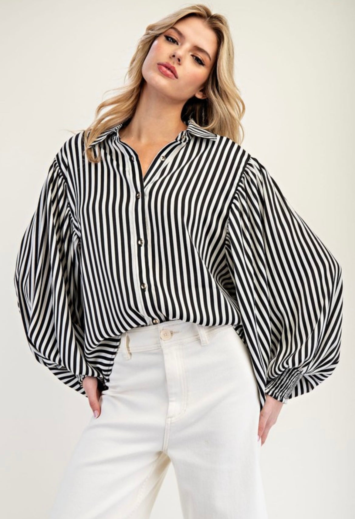 Black Darlin Billow Sleeve Top