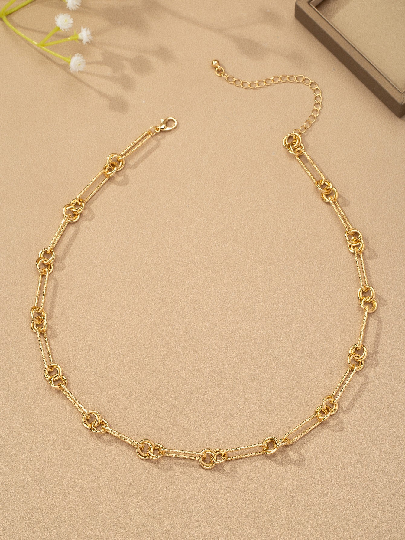 Gold Knot & Link Chain Necklace