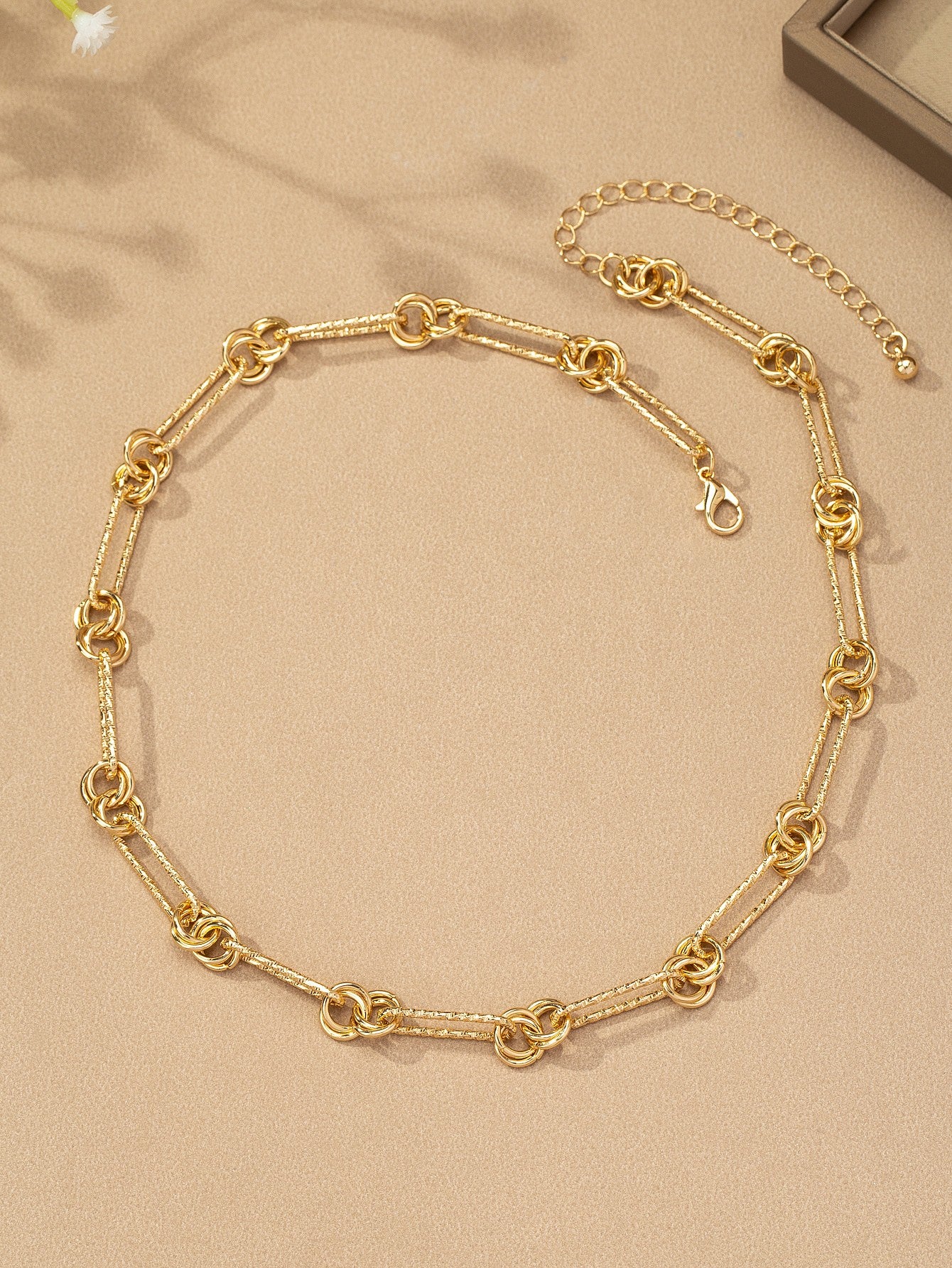 Gold Knot & Link Chain Necklace