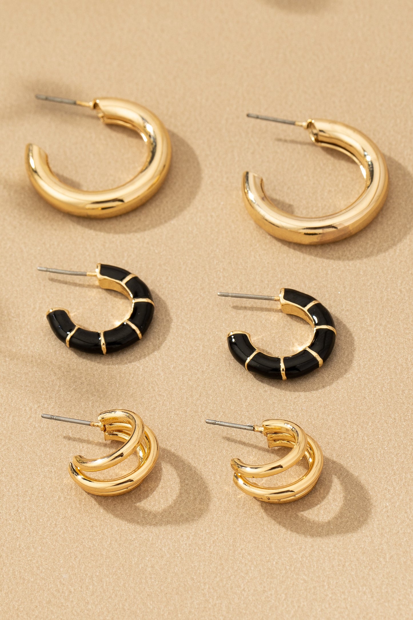 Gold Black Earring Set