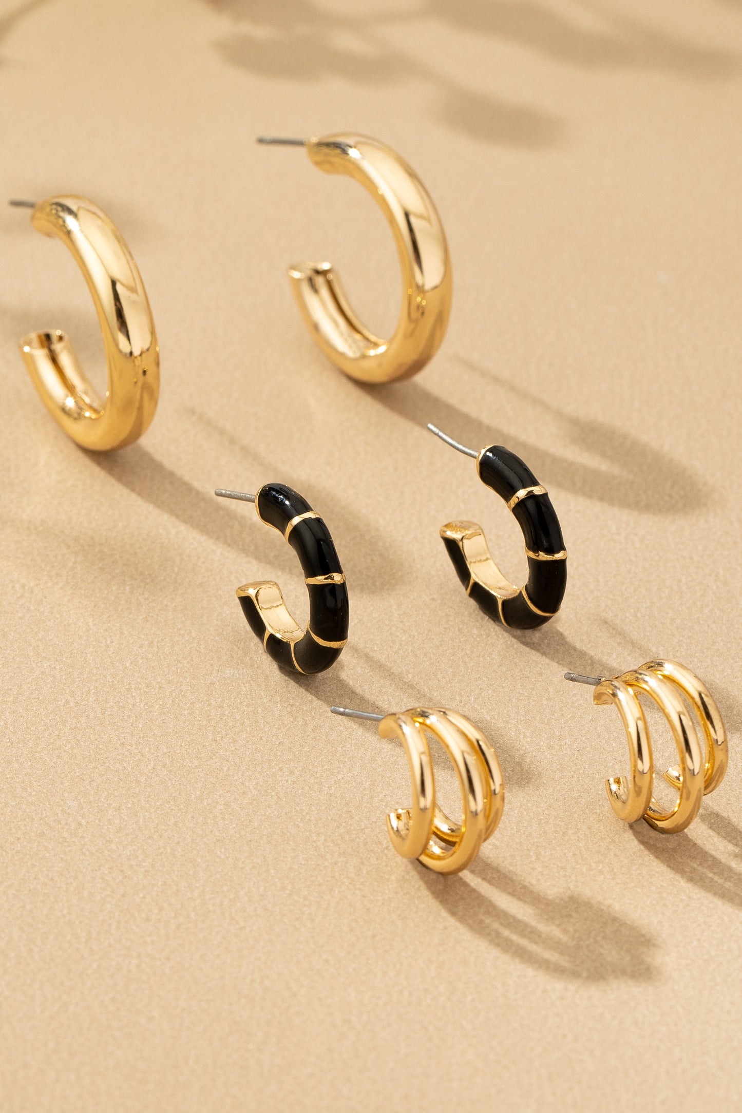 Gold Black Earring Set