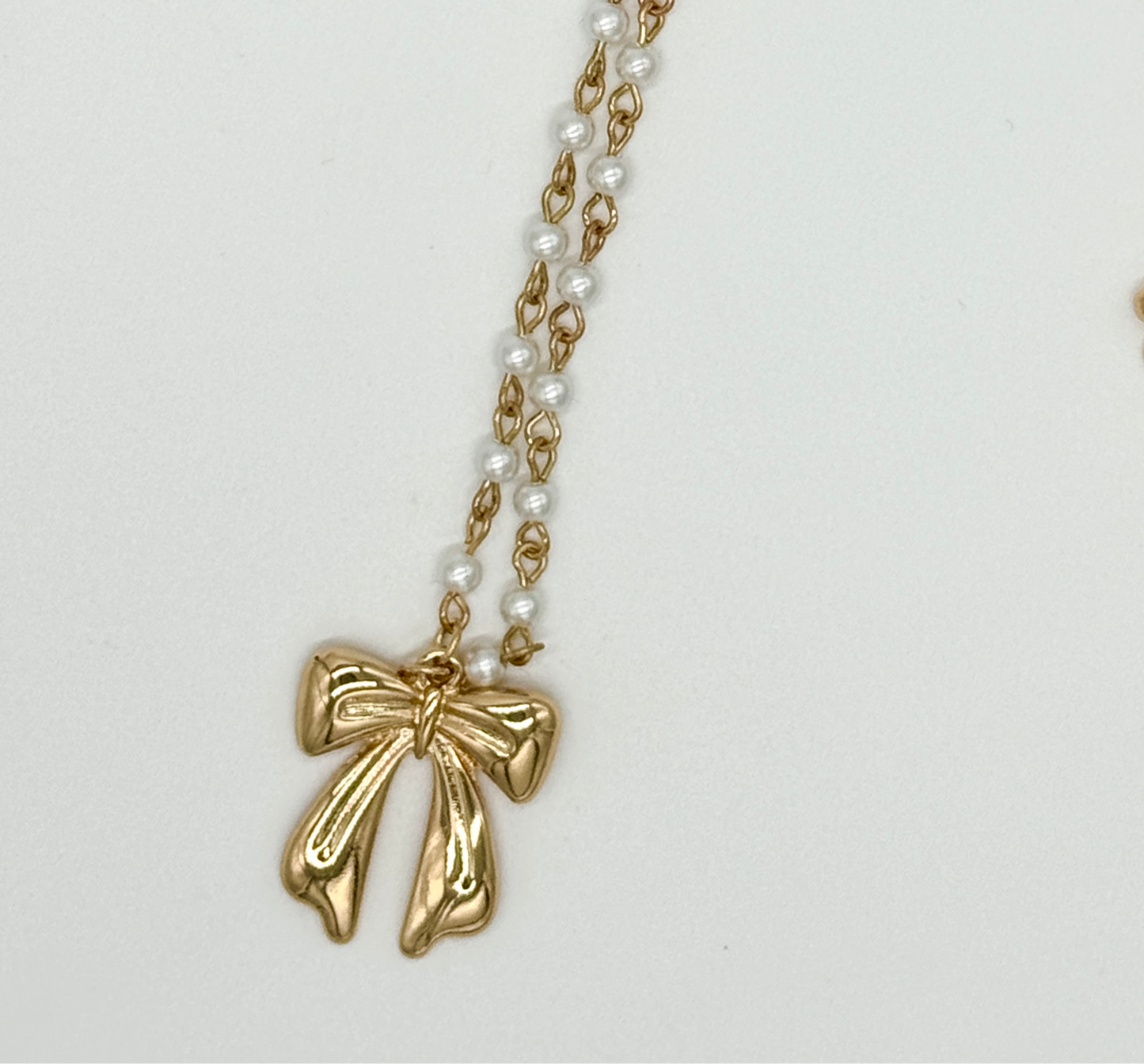 Bow Small Pearl Necklace