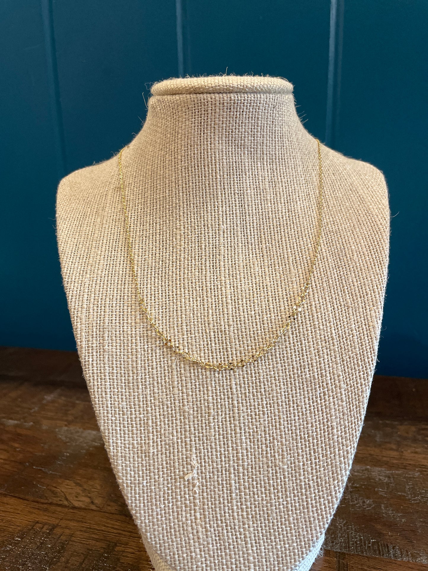 Gold Detail Chain Necklace