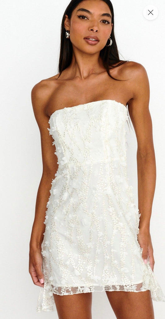 Own The Night White Strapless Dress